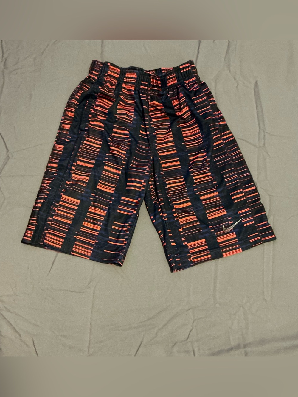 Nike Dri-Fit Boys' Medium Athletic Shorts - Black & Orange Pattern W/Pockets - Picture 3 of 7